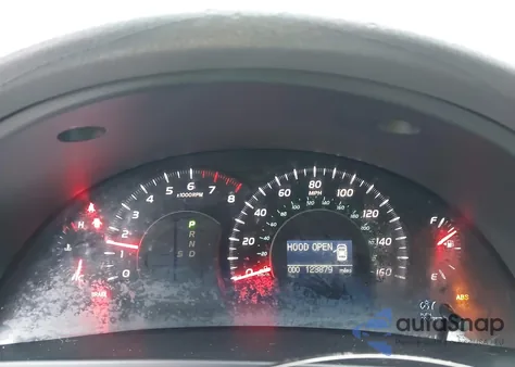 2008 Toyota Camry Xle V6 z USA, uszkodzony, nr VIN 4T1BK46K18U057309